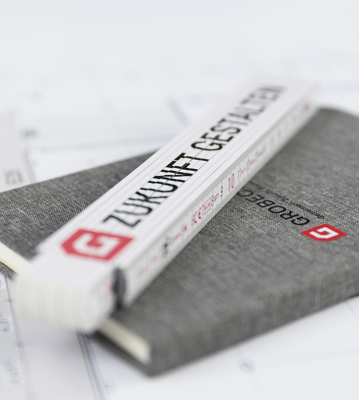 Grobecker Zollstock mit Aufschrift "Zukunft gestalten"
